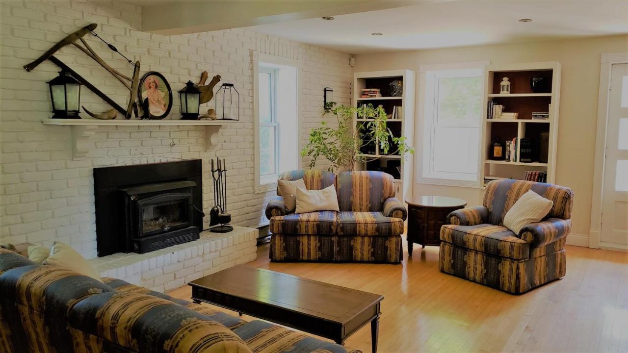 Auberge Du Vignoble Bromont Εξωτερικό φωτογραφία