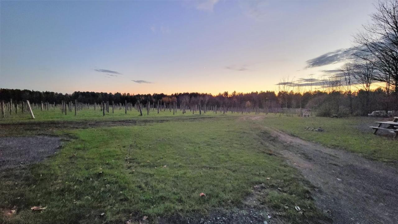 Auberge Du Vignoble Bromont Εξωτερικό φωτογραφία