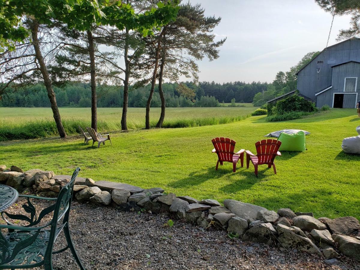 Auberge Du Vignoble Bromont Εξωτερικό φωτογραφία