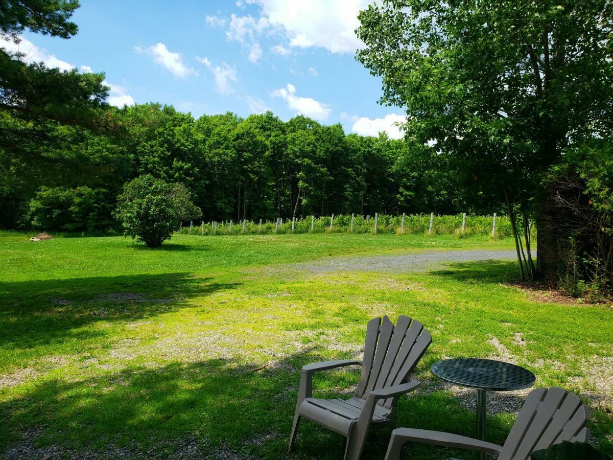 Auberge Du Vignoble Bromont Εξωτερικό φωτογραφία